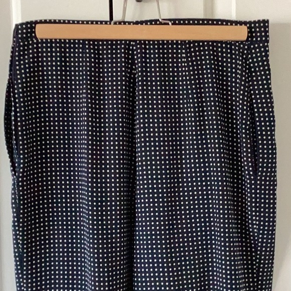 Vintage Giorgio Armani Wide Leg Pant Navy/Off white. 100% Silk - Picture 13 of 13